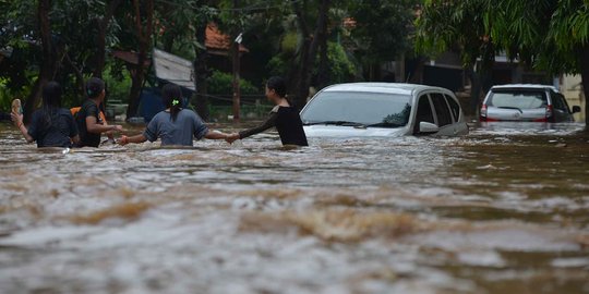 Ahok janji banjir cuma 'mampir' di bawah satu hari