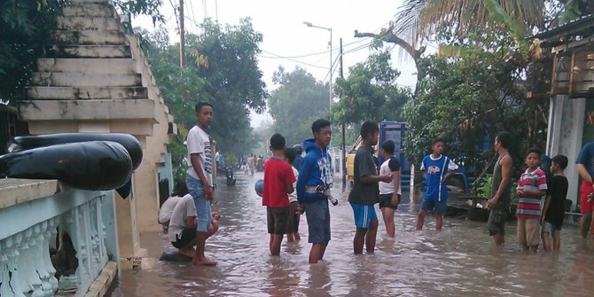 Dampak Musibah Banjir di Mojokerto, Warga Mulai Terserang Penyakit