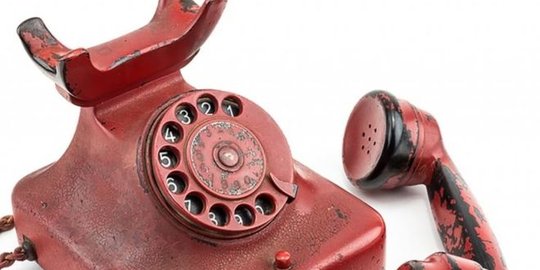 Telepon Hitler berhasil dilelang, harganya mencapai Rp 3,2 M