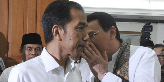 Santainya Jokowi dituding 'beking' Ahok hingga digugat ke PTUN