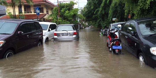 Potret Jakarta pagi ini yang terkepung banjir