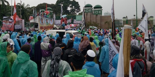 Demo FUI di DPR, Setnov minta massa bedakan masalah politik & hukum