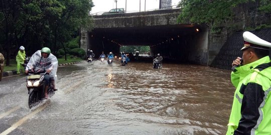 Ini penampakan banjir di berbagai wilayah Jakarta