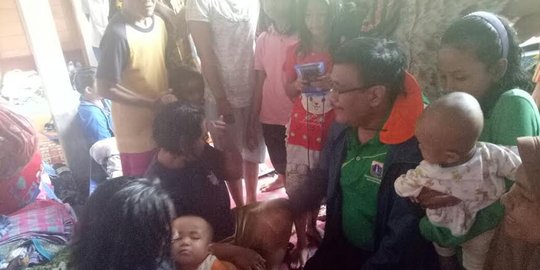 Tinjau banjir di Cipinang Muara, Djarot minta anak-anak tak berenang