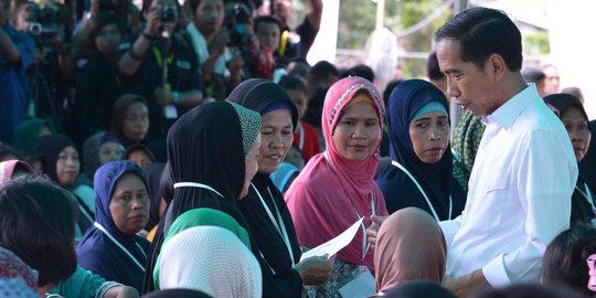 OJK beberkan pentingnya edukasi penyaluran bantuan non-tunai