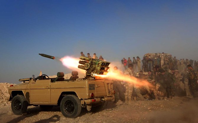 gempuran meriam dan rudal koalisi irak di mosul