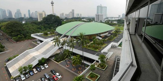 DPR bakal cecar Kapolri soal kriminalisasi ulama hingga Siti Aisyah