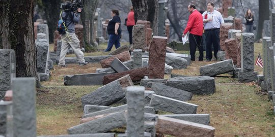 Ini pemakaman Yahudi di AS yang dirusak kelompok vandalisme