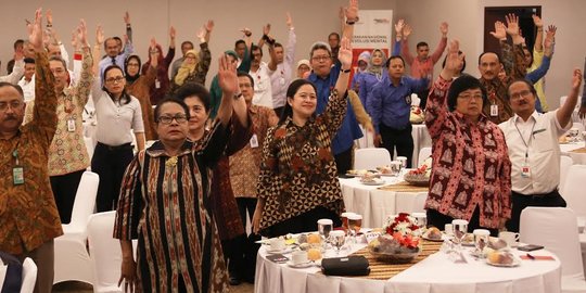 Hidup sehat, Puan bagikan pengukur tekanan darah ke menteri kabinet