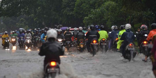 BNPB sebut banjir di Jakarta akibat turunnya permukaan tanah
