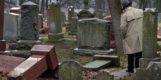 Pemakaman Yahudi dirusak, warga muslim AS sumbang dana perbaikan