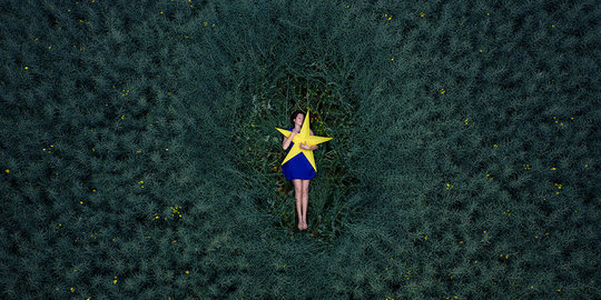 Tanpa Photoshop, seniman ini coba temukan keindahan sejati fotografi