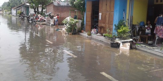 Ratusan rumah di Karawang kembali terendam banjir