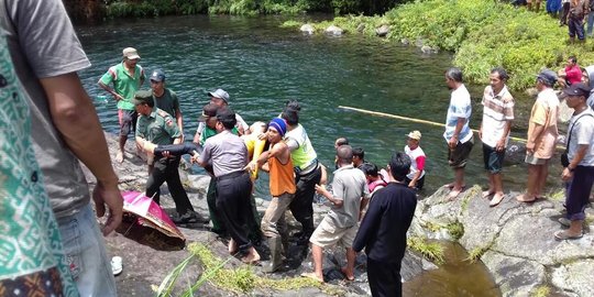 Selfie di Sungai Pelus Banyumas, 2 mahasiswi Amikom tewas tenggelam