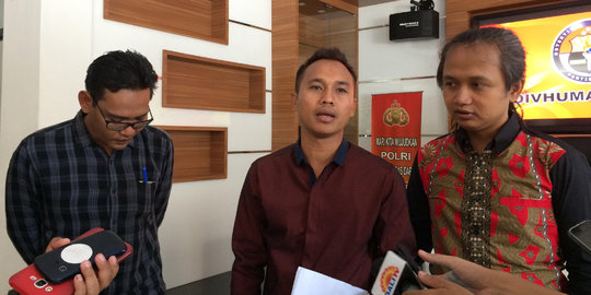 Aktivis tolak reklamasi Teluk Benoa minta Kapolri bebaskan rekannya