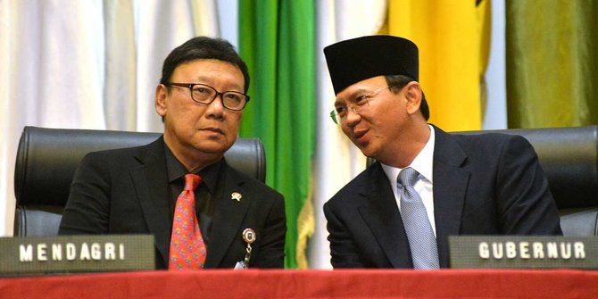 Tak Cuma Pasang Badan, Mendagri Juga Siap Di Berhentikan Demi Kasus Ahok