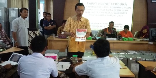 Hari terakhir rekapitulasi suara Pilkada Yogya diwarnai polemik