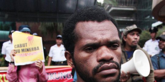 papua freeport tolak bayar pajak rev1