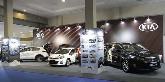 KIA Indonesia Mejeng 3 Mobil di AutoPro 2017
