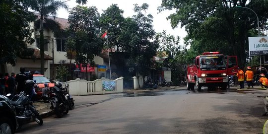 Saat lari ke kelurahan, pelaku peledakan di Cicendo sempoyongan