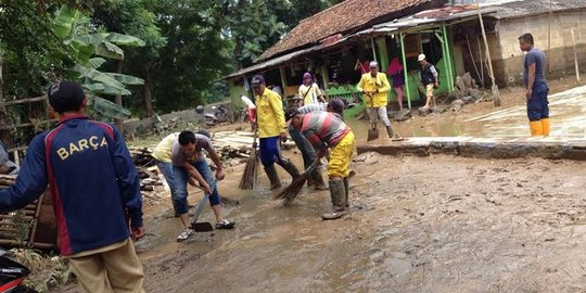 Luapan Cisadane, Panunggangan Barat banjir capai satu meter