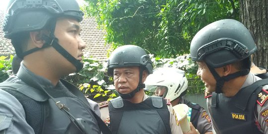 Polisi berpakaian preman buru Dawami, diduga terkait bom di Bandung