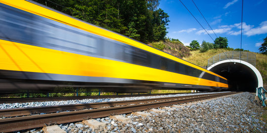 Senegal tertarik impor kereta api produksi INKA