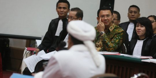 Rizieq minta hakim tahan Ahok