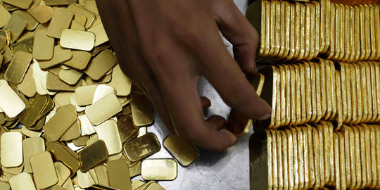 Harga emas Antam turun Rp 1.000 jadi Rp 592.000 per gram