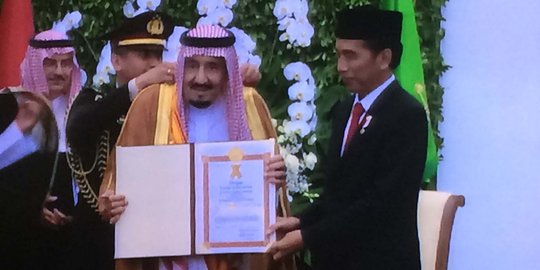 Raja Salman berikan potongan kain Kabah buat Masjid Istiqlal