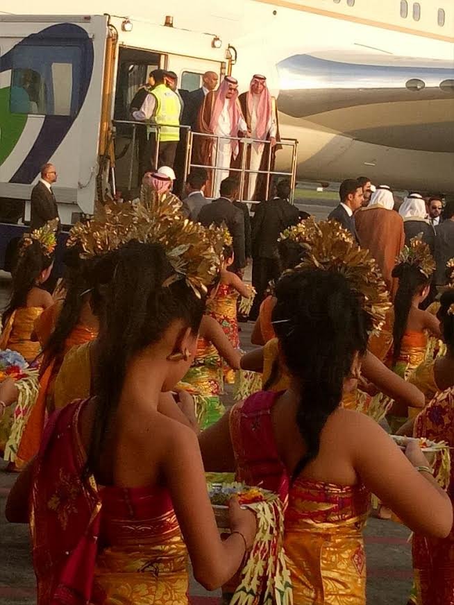 penyambutan raja salman di bali