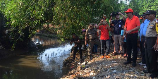 Blusukan ke Jati Padang, Djarot diminta warga buatkan embung & RPTRA