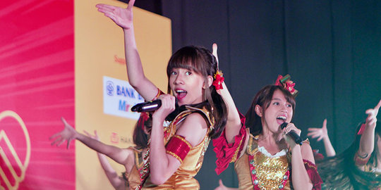 Melihat keseruan Handshake Event single ke-15 Luar Biasa JKT48