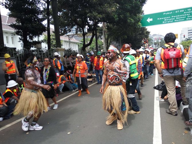karyawan freeport demo di kementerian esdm