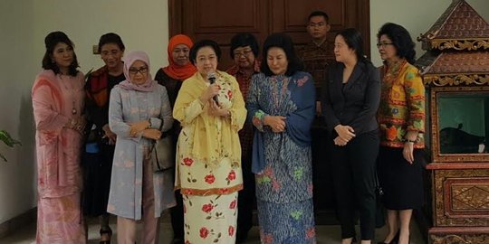 Didampingi para menteri perempuan, Megawati bertemu istri PM Najib