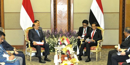 Pertemuan Jokowi dengan Presiden Yaman di sela KTT IORA