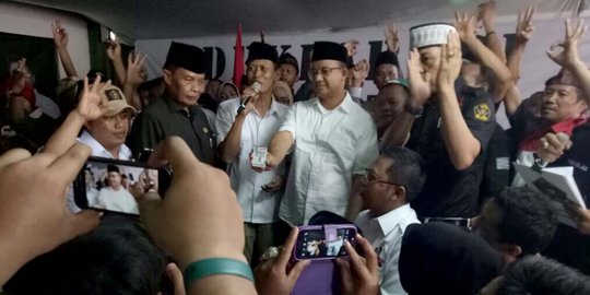 Dapat dukungan 63 simpul Agus-Sylvi, ini janji Anies Baswedan