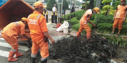 Sumarsono geram soal kulit kabel di gorong-gorong: Ada niat jahat!