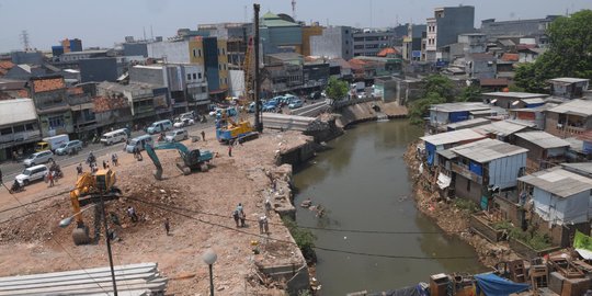 Sumarsono sebut siapa pun gubernur Jakarta harus normalisasi sungai