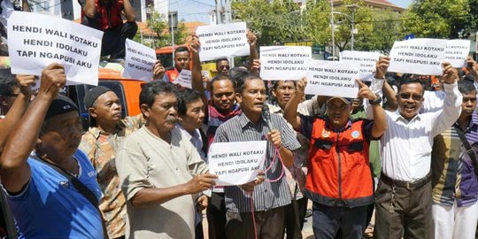 Trans Semarang beroperasi, sopir angkot ancam macetkan jalan