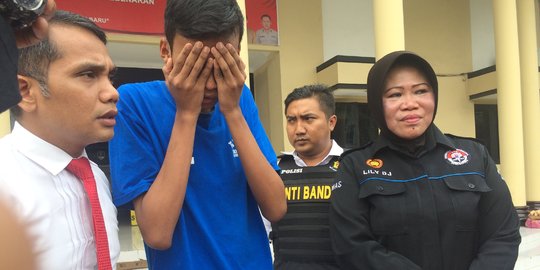 EHS enam kali sodomi teman di dalam masjid