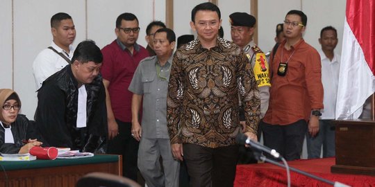 Pernah di Komisi II DPR, Ahok sebut 'Gue enggak pernah terima duit'