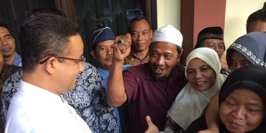 Anies: Saya sering dikira namanya Anies Sandi