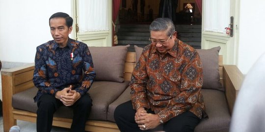 SBY ke Jokowi: Presiden hidupnya tidak tenang, maju kena mundur kena