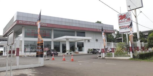 Mitsubishi Fuso Ekspansi Fasilitas Truck Center ke-13 di Bekasi