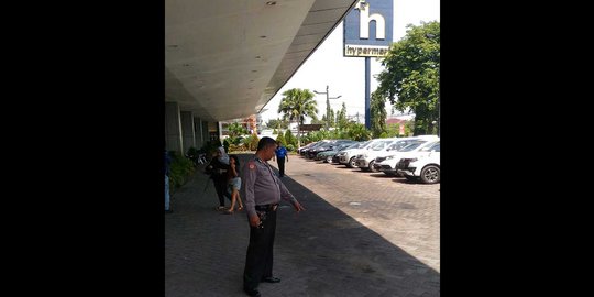 Lalai, balita tewas terlindas Fortuner di parkiran mall