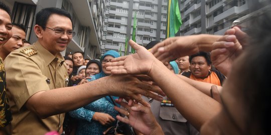 Sebelum cuti kampanye, Ahok pecat 40 PNS terlibat pungli