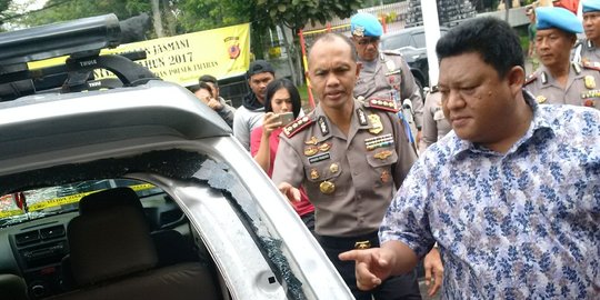 Sopir angkot di Bandung minta maaf soal insiden perusakan Avanza