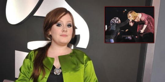 Foto Adele cium tangan seorang wanita berhijab viral, siapa dia?