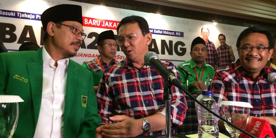 Rapatkan barisan, Ahok beri motivasi ke kader partai & relawan